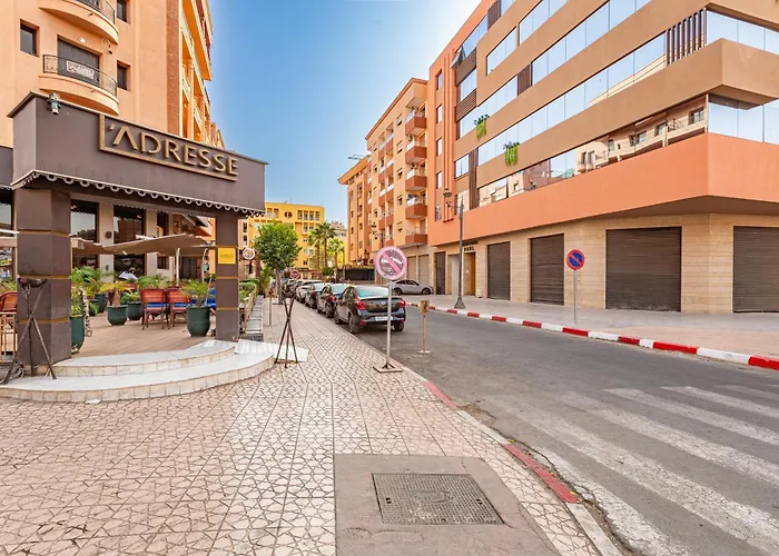 Appt Elegant Et Confort Dans Le Centre De Marrakech